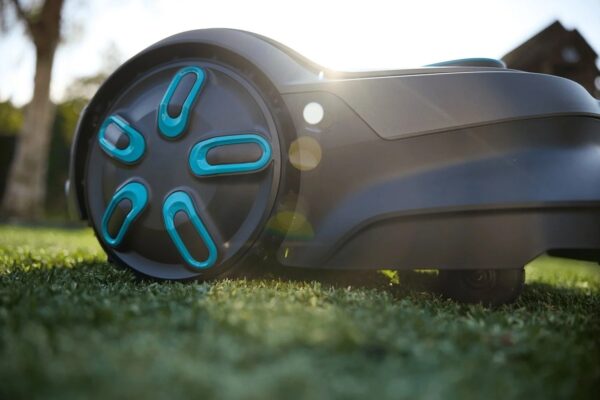gardena-sileno-flex-robotic-lawn-mower-2025-1780607756999-2 Gardena SILENO Flex Robotic Lawn Mower 2025