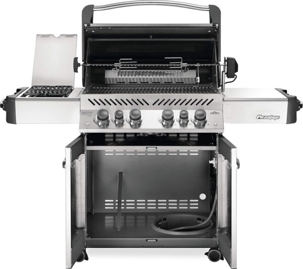Napoleon Prestige 500 Propane Gas Grill