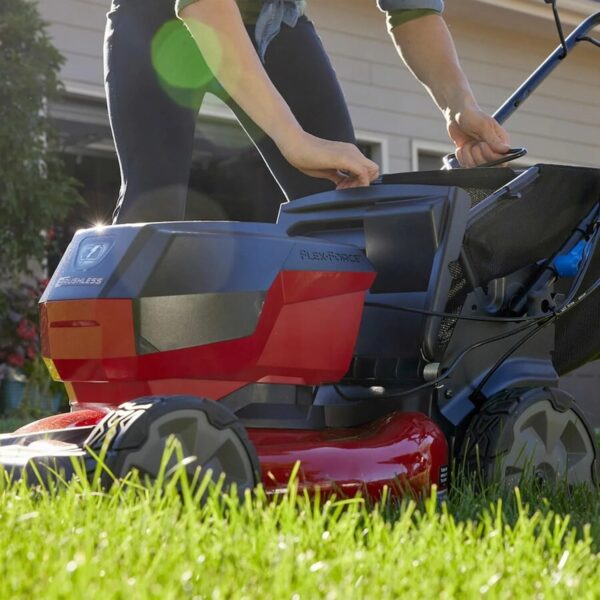 Toro Super Recycler 21″ 60V Battery Personal Pace Mower
